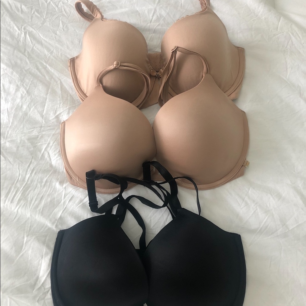 Victoria’s secret 32DDD bras lot of 3